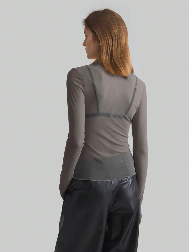 Blusa Tulum - Transparência na medida certa