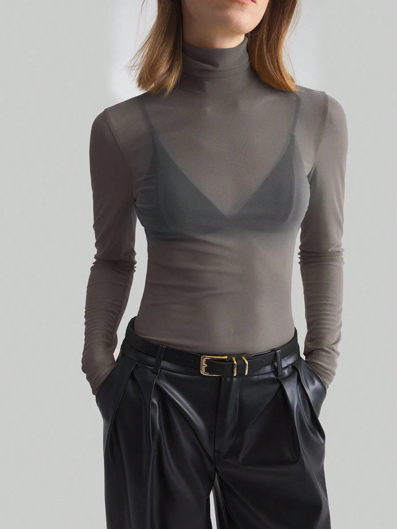 Blusa Tulum - Transparência na medida certa